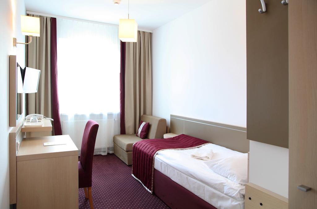 Arche Hotel Siedlce Δωμάτιο φωτογραφία