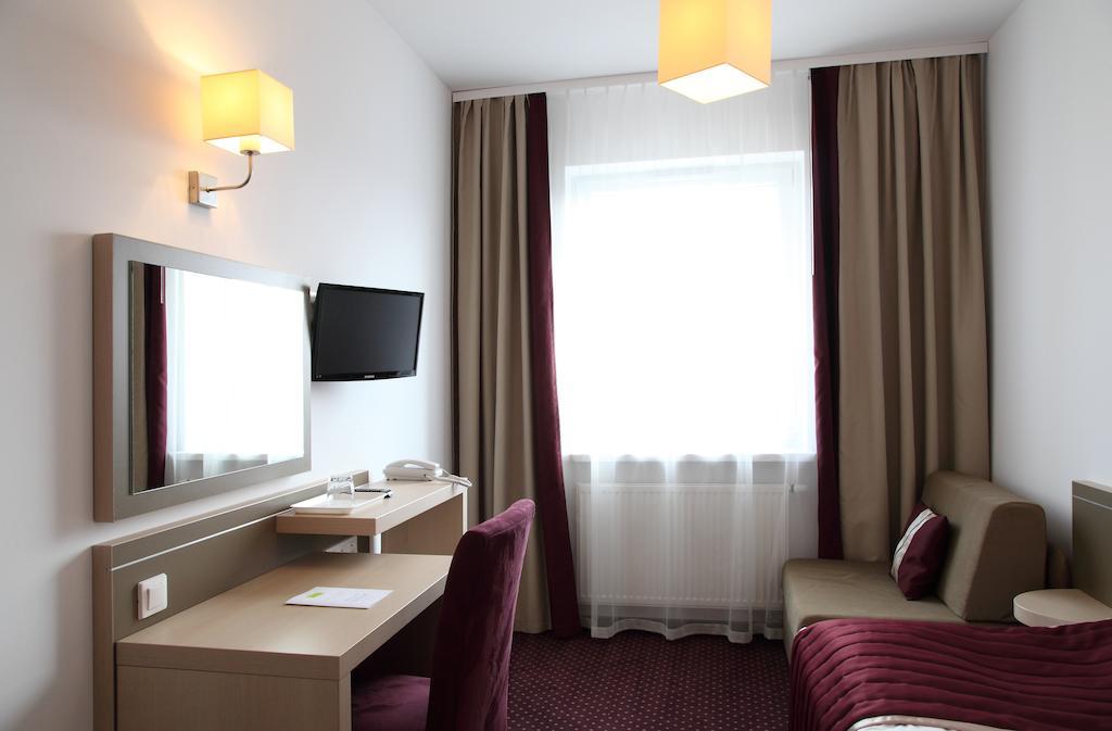 Arche Hotel Siedlce Δωμάτιο φωτογραφία